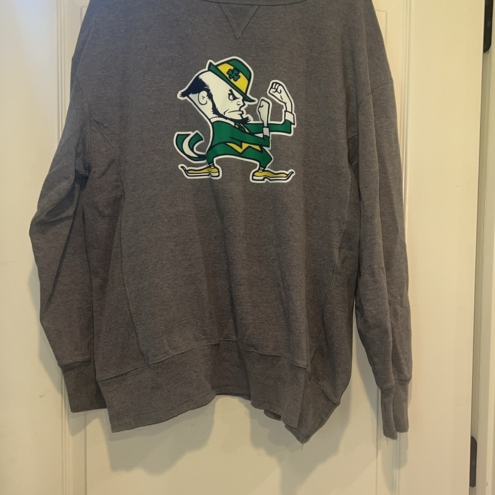 University of Notre Dame Fighting Irish Grey Crewneck Collegiate Sweatshirt